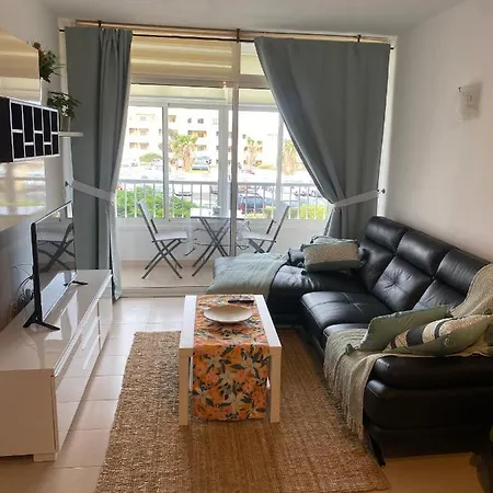 Lolo Apartment *